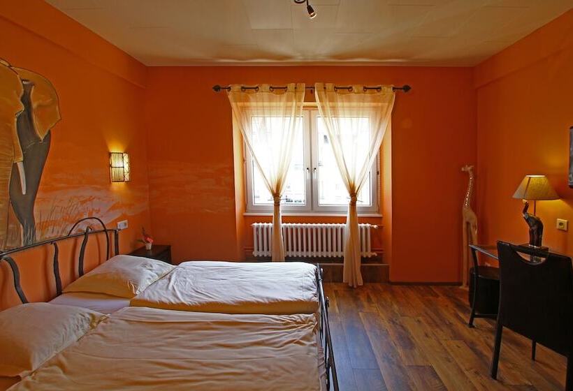 컴포트 룸, Champ Alsace