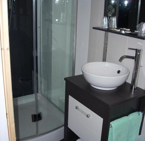 اتاق اجرایی, Du Château