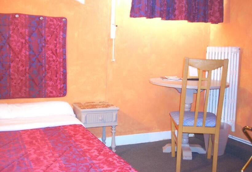 اتاق استاندارد یک نفره, Du Château