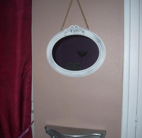 اتاق سوپریور, Du Château