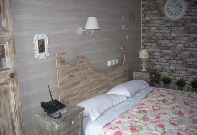 اتاق سوپریور, Du Château