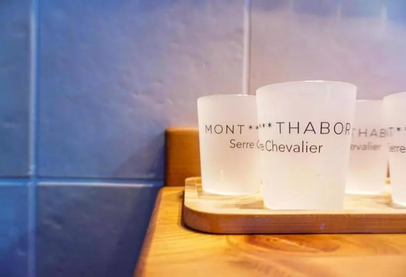 キングサイズベッドのスタンダードルーム, Hôtel Mont Thabor Serre Chevalier