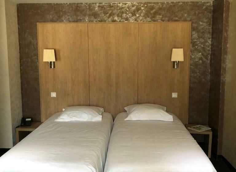 غرفة قياسية, Logis L Hôtel D Arc