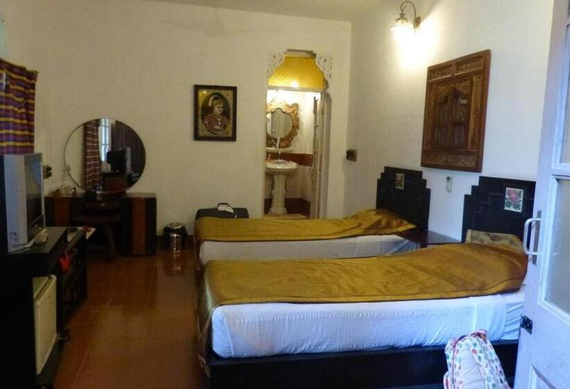 בית, חדר שינה 1, Indeco Hotels Swamimalai