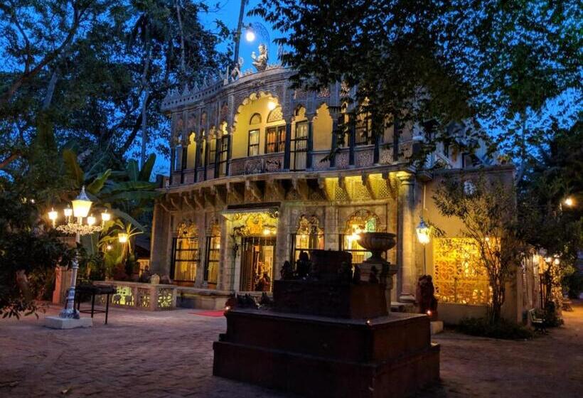 デラックススイート, Indeco Hotels Swamimalai