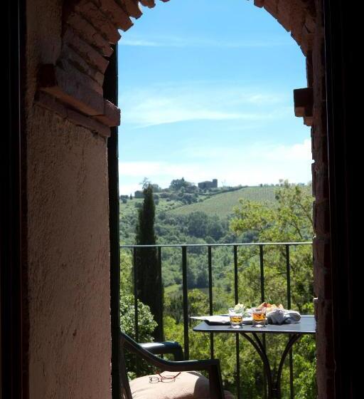 اتاق سوپریور چهار تخته, Le Mandrie Di Ripalta