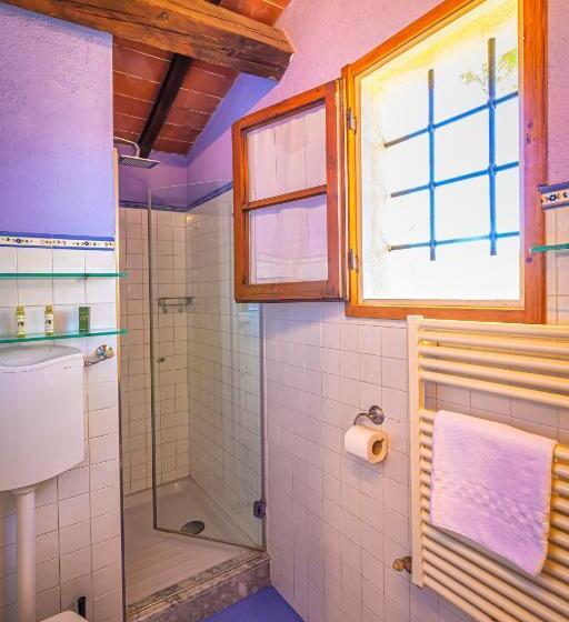 اتاق سوپریور چهار تخته, Le Mandrie Di Ripalta