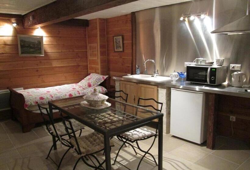 غرفة قياسية رباعية, Le Mas Vieux