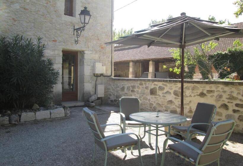 غرفة قياسية ثلاثية, Le Mas Vieux