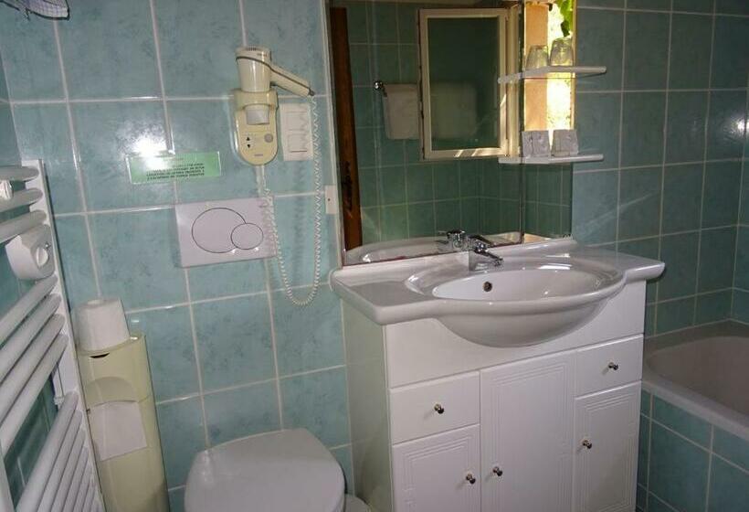 חדר קומפורט לשלושה, Les Chambres D Hotes Au Bois Fleuri