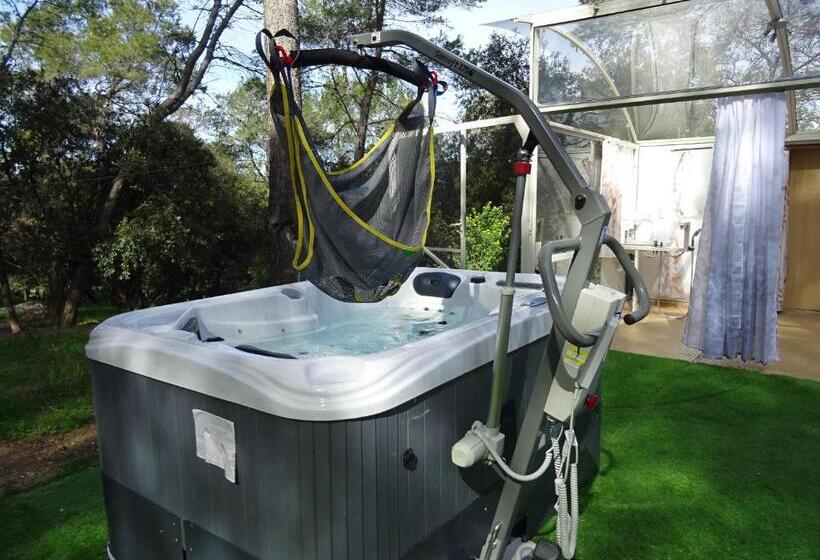 חדר דלוקס לשלושה, Les Chambres D Hotes Au Bois Fleuri