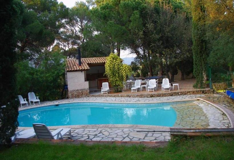 חדר דלוקס לשלושה, Les Chambres D Hotes Au Bois Fleuri