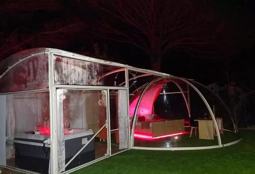デラックストリプルルーム, Les Chambres D Hotes Au Bois Fleuri