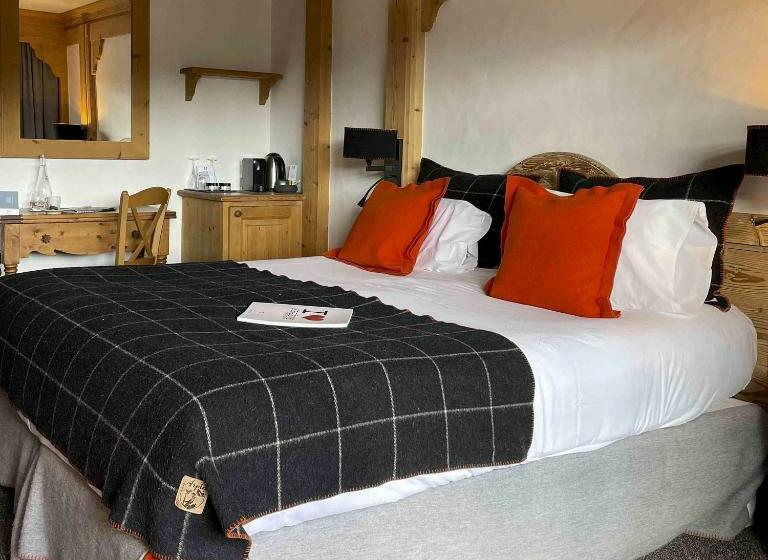 Номер Стандарт, M De Megève