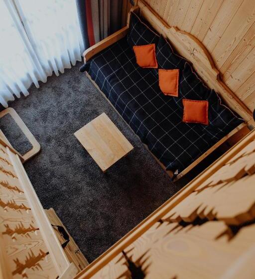 Полулюкс, M De Megève