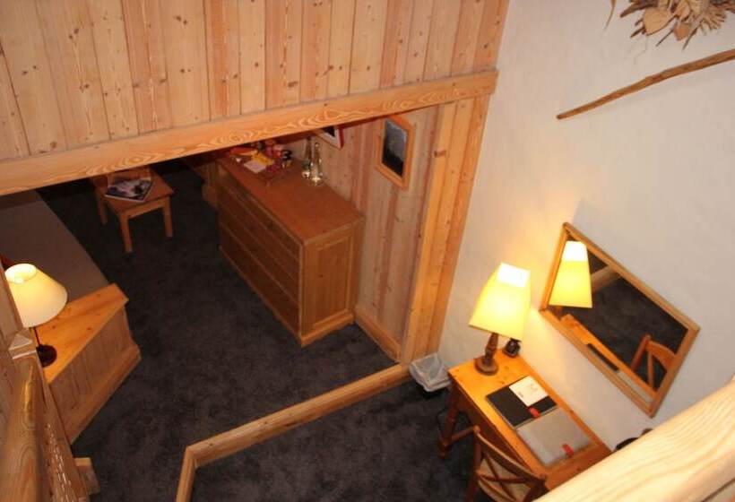 Люкс, M De Megève
