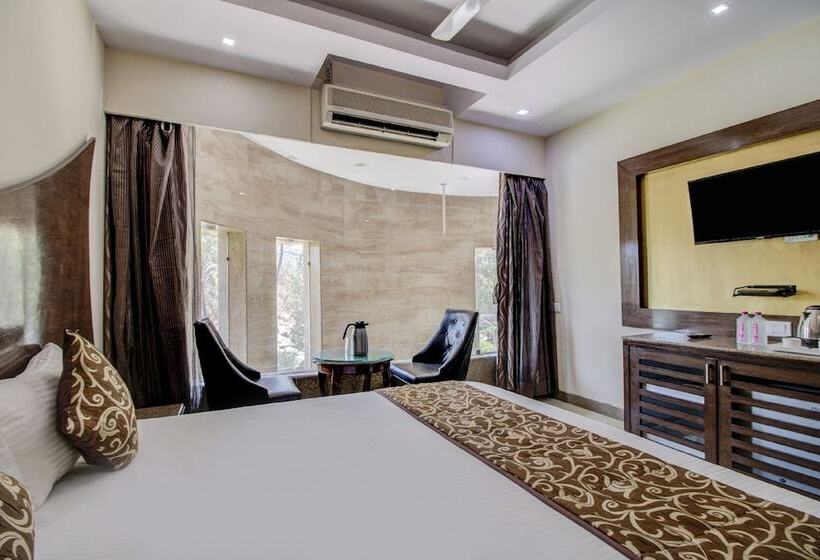 Номер Deluxe, Royale Palace