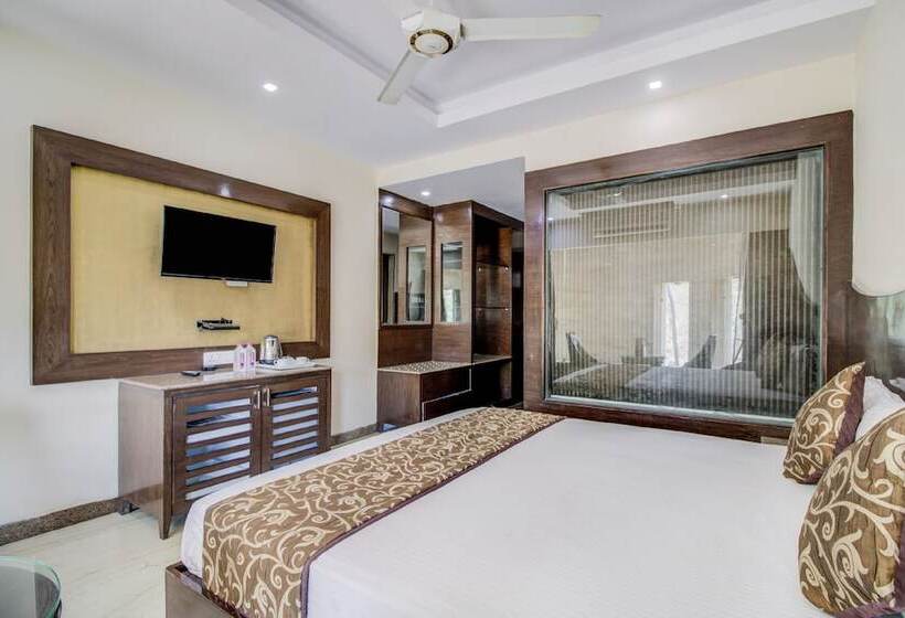 Номер Deluxe, Royale Palace