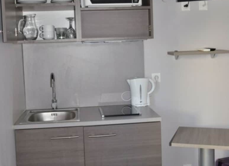 استودیوی استاندارد, Résidence Aragon