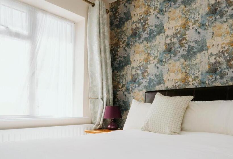 Номер Стандарт, Plougastel House B&b