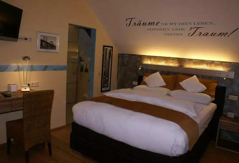 Standard Room, Storchen