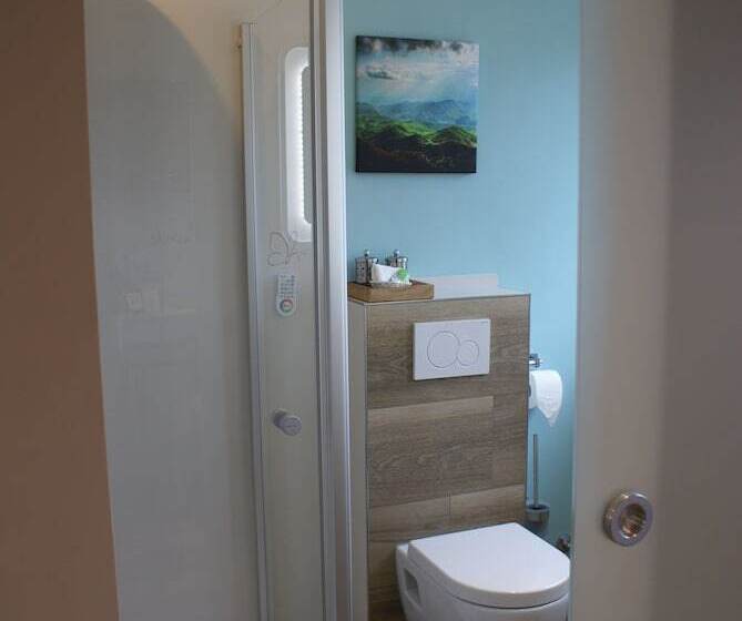 スタンダードルーム, Storchen