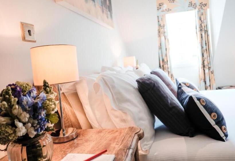 デラックスルーム, Swan