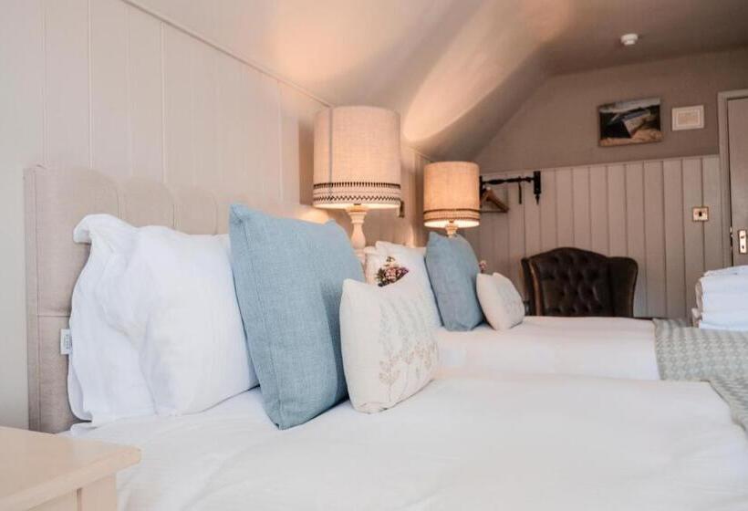 デラックスルーム, Swan