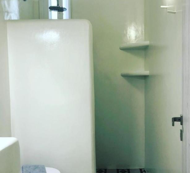 חדר דלוקס עם מרפסת, Taki S Guests