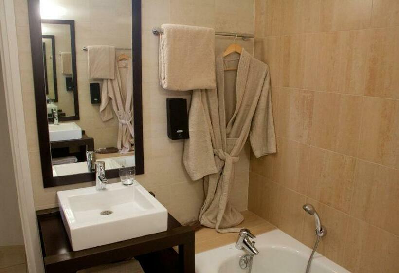 가든 전망 스위트, Logis Hôtel Terre De Loire