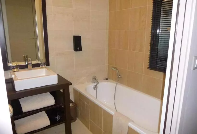 Deluxe-huone, Logis Hôtel Terre De Loire