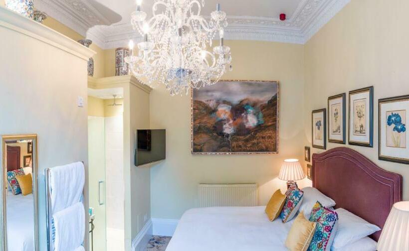 Quarto Estandar Cama King, The Bird Bath