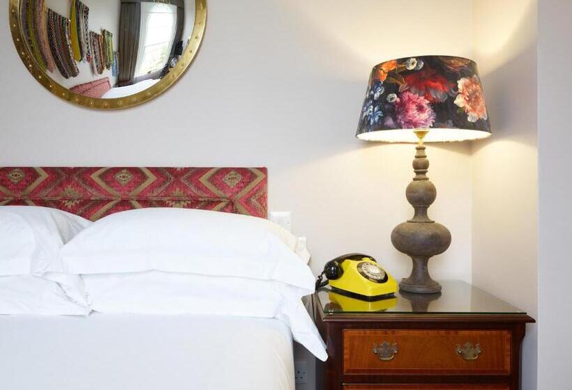 スタンダードルーム, The Bird Bath