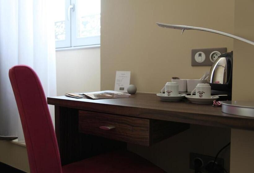 Семейный Номер, Vauban