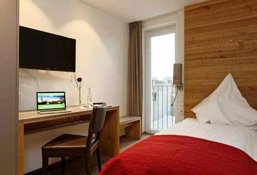 Standard Single Room, Zur Malzmuhle