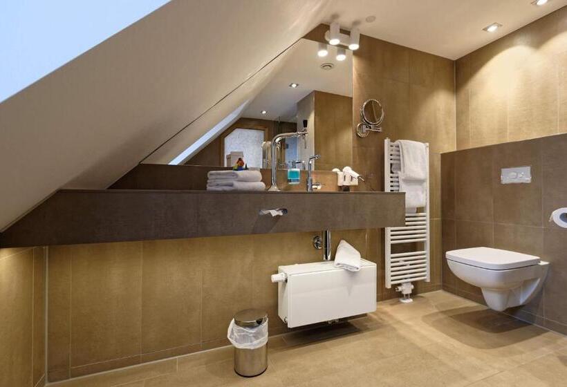 חדר סופריור, Zur Malzmuhle