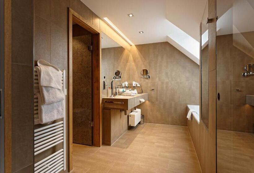 סוויטת ג'וניור םע נוף, Zur Malzmuhle