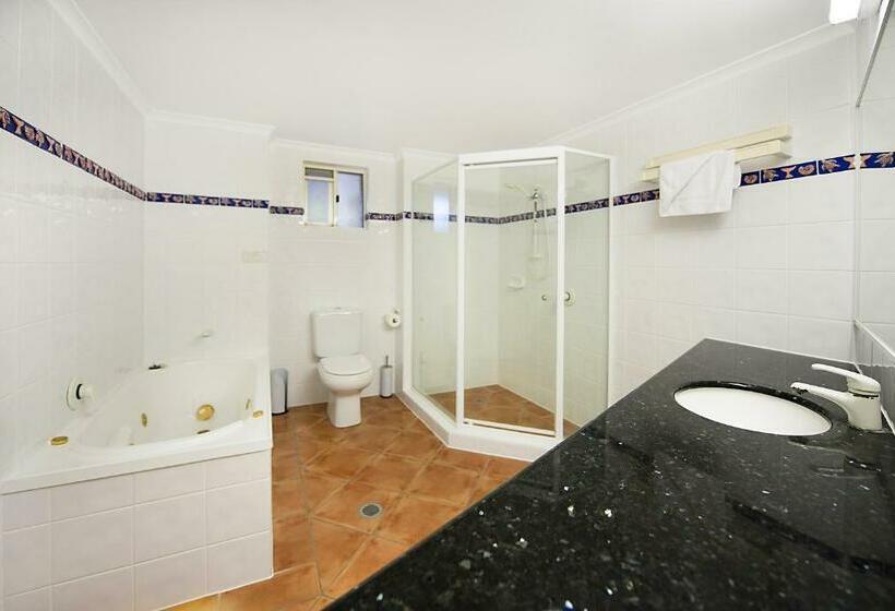 شقة بريميوم بغرفة نوم واحدة مطلة على البحر, Whale Watch Ocean Beach Resort