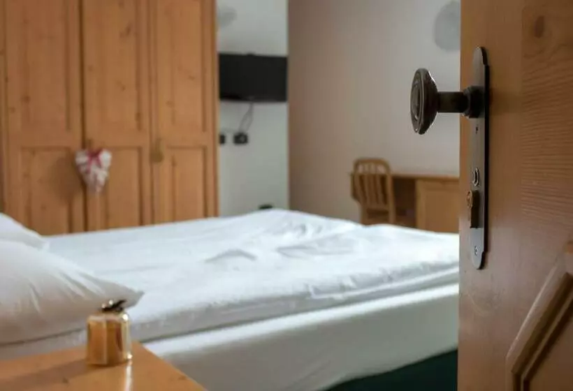 スタンダードルーム, Alp Hotel Dolomiti
