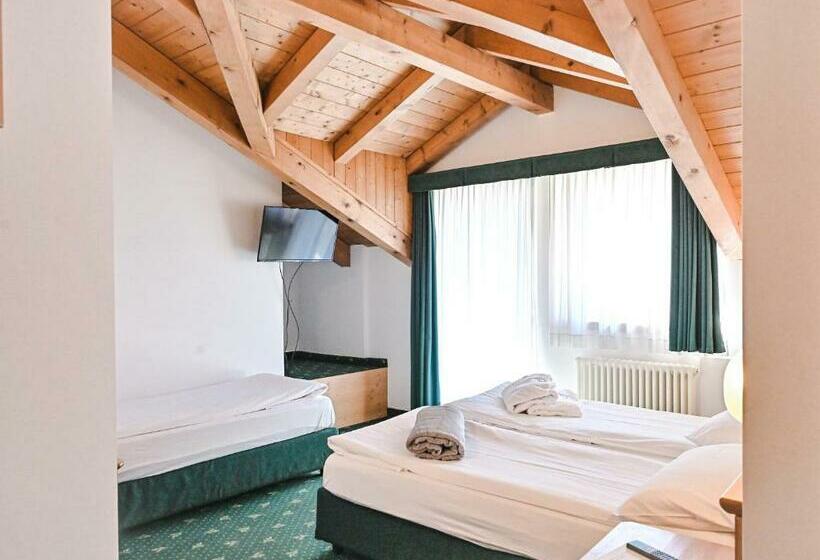غرفة قياسية ثلاثية, Alp Hotel Dolomiti