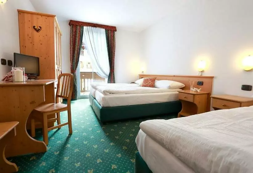 スタンダードトリプルルーム, Alp Hotel Dolomiti