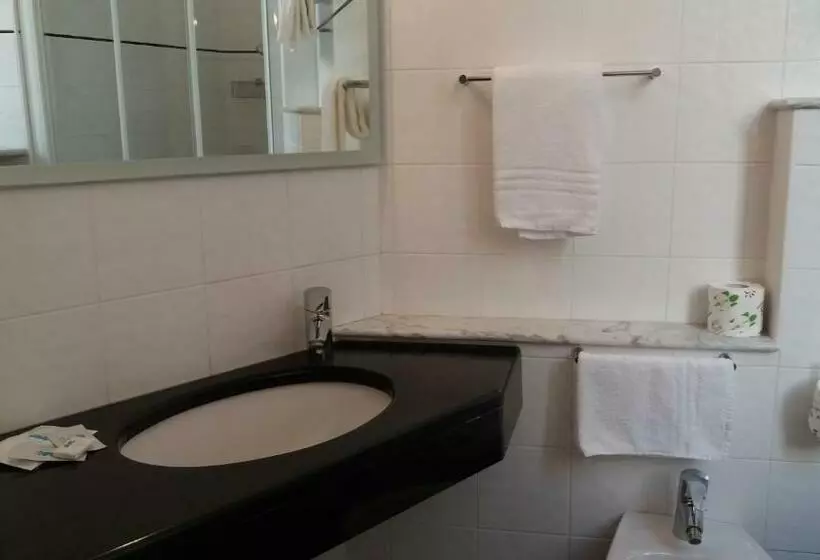 اتاق استاندارد یک نفره, Albergo Italia