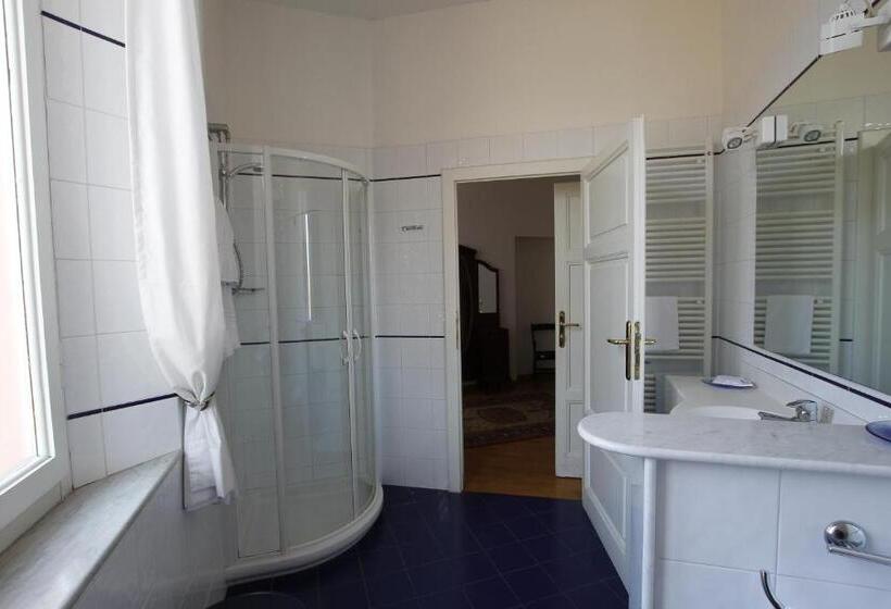 小型套房, Albergo Italia