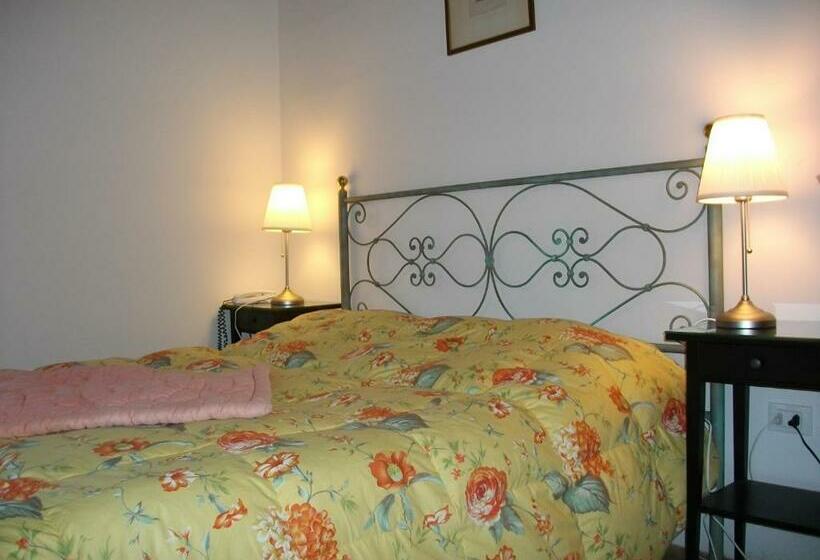 Номер Стандарт Вид на Сад, B E B San Valentino