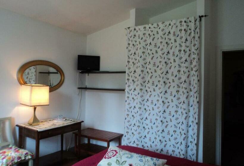 Номер Стандарт Вид на Сад, B E B San Valentino