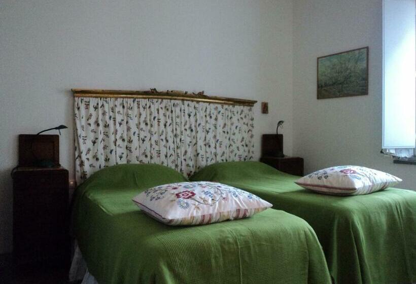 Номер Стандарт Вид на Сад, B E B San Valentino