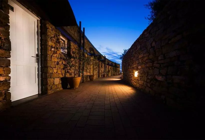 سوییت جونیور, Borgo La Pietraia