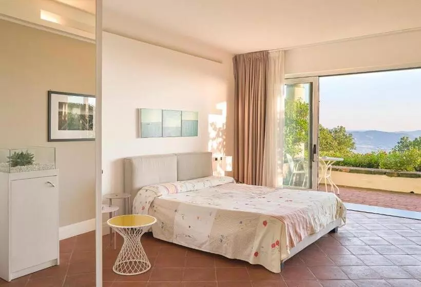 سوییت جونیور, Borgo La Pietraia