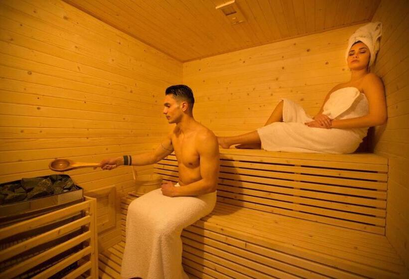 直达温泉标准间, Borgo Medievale