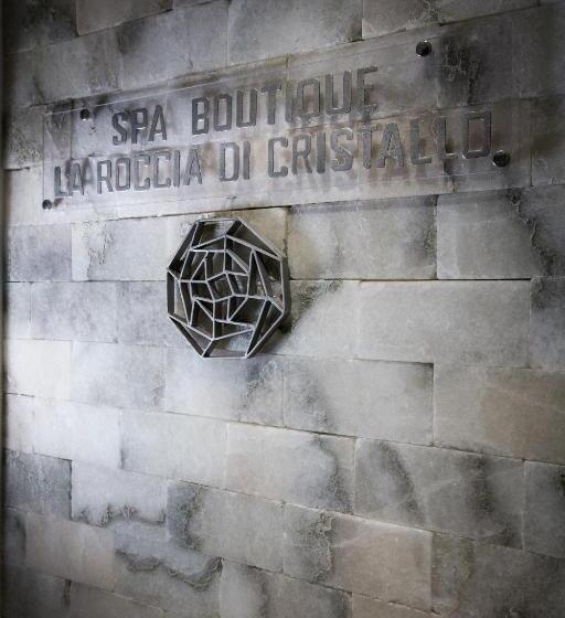 直达温泉标准间, Borgo Medievale